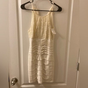 White Cocktail Dress.‎ Size 7/8.